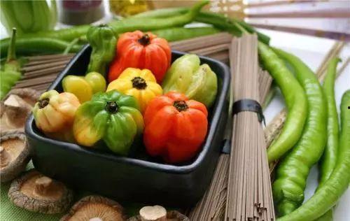 今日必吃大瓜每日吃瓜fun 今日吃瓜全集完整版,揭秘今日吃瓜全集完整版精彩瞬间